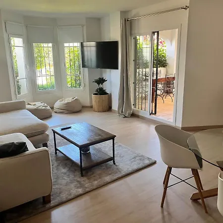 A 10-minute Walk To The Marbella